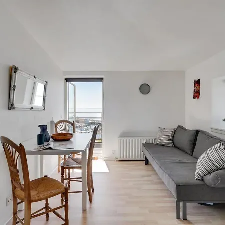 Apartment Axlan - 50m From The Sea By Interhome *