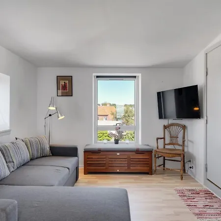 Apartment Axlan - 50m From The Sea By Interhome